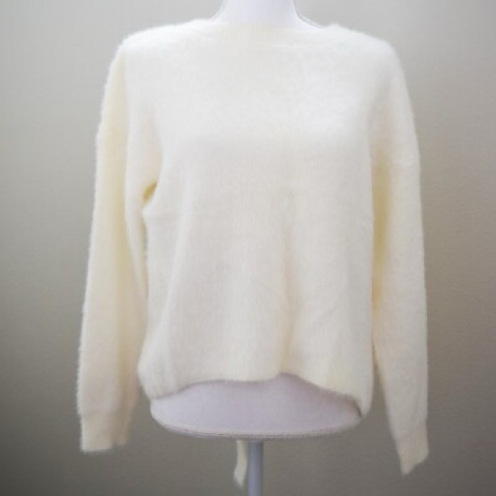 Love Riche Cozy Cream Backless Sweater